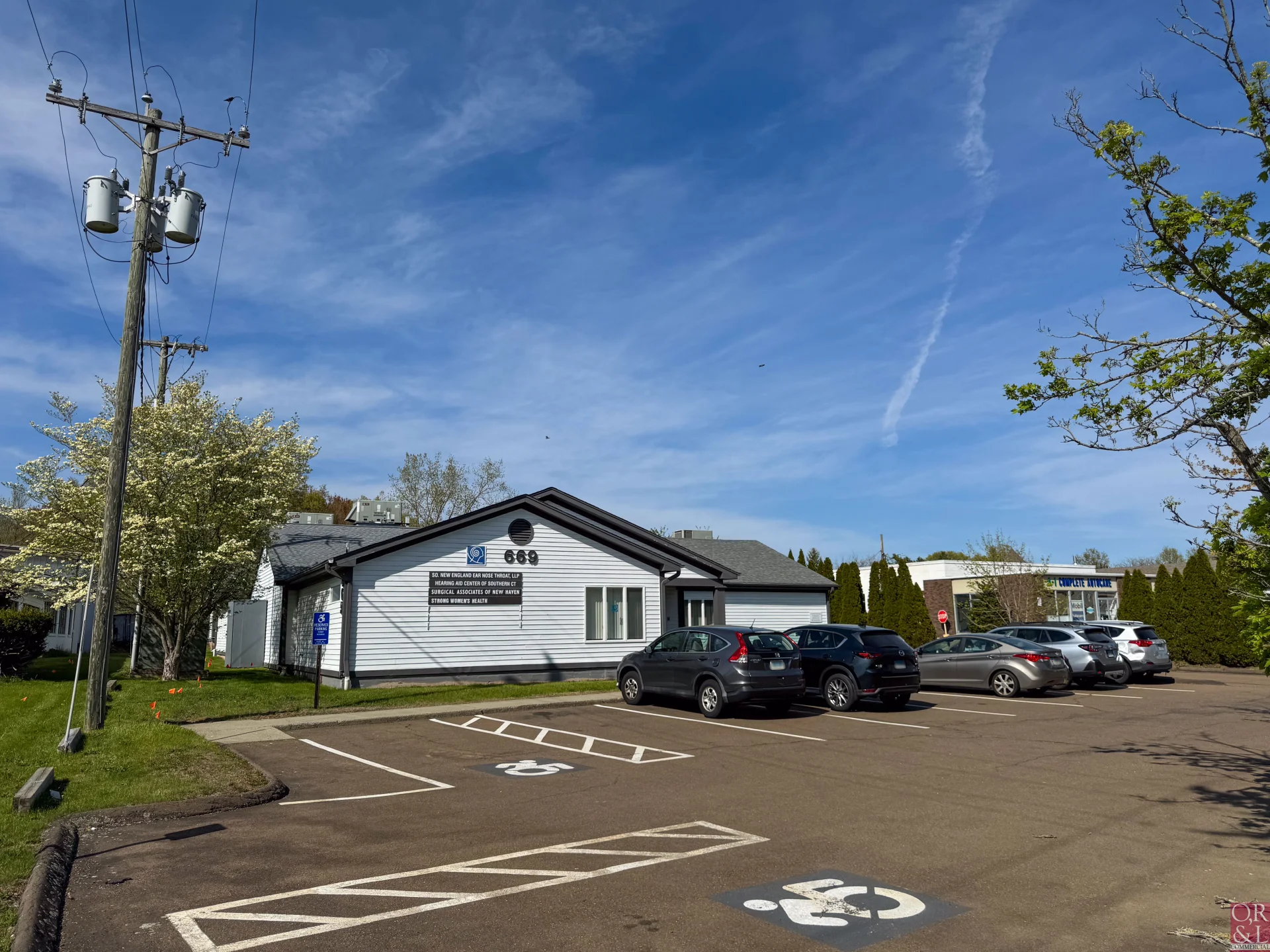 669 Boston Post Rd Guilford 1.webp